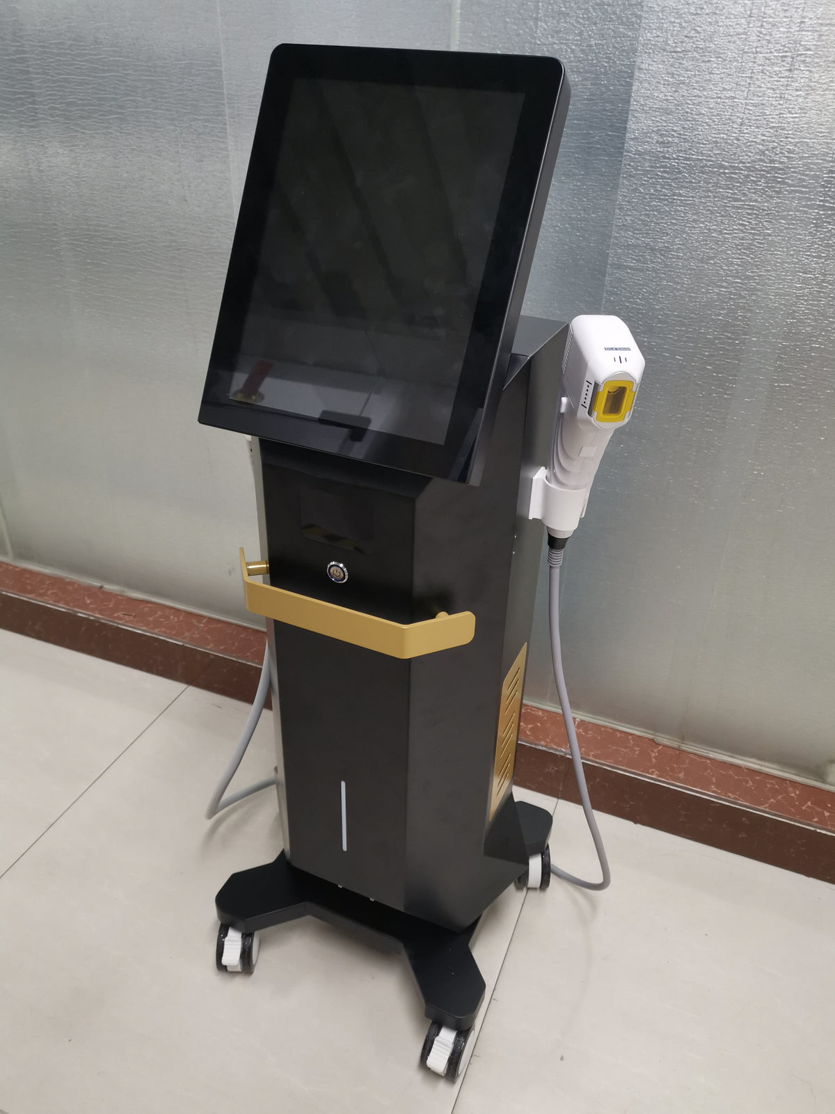 2 in 1 Ice HIFU Machine 12 Lines Cryo Freezing HIFU Face Lift Body Slimming Vmax Ultrasound Equipment