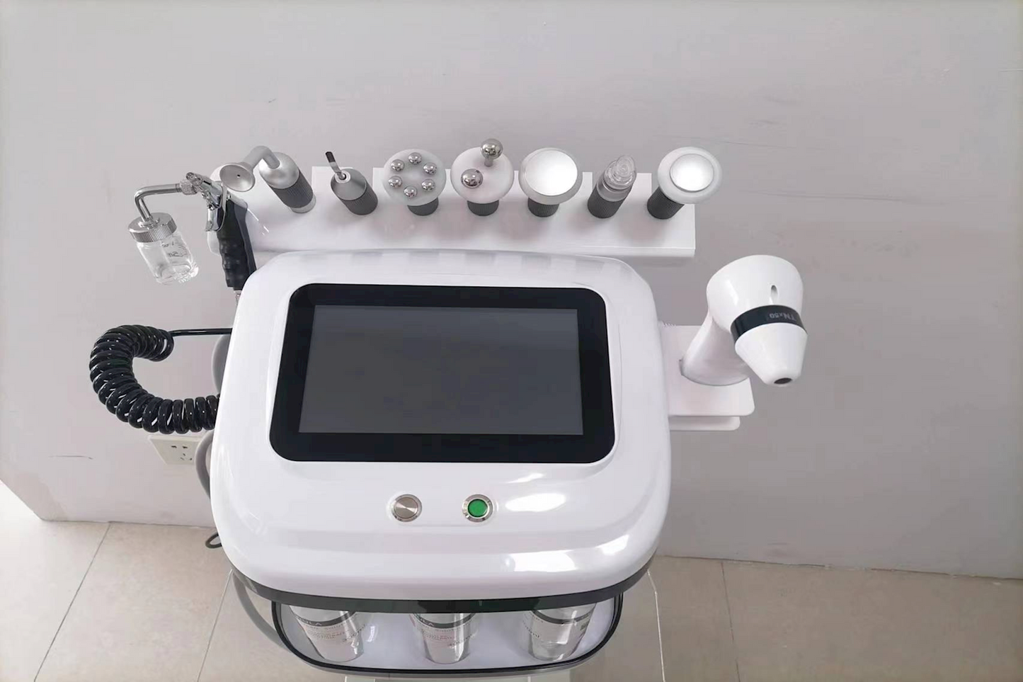 11 In 1 Hydro Facial Skin Aqua Peel Cleansing/Glow With The Skin Analyzer Device