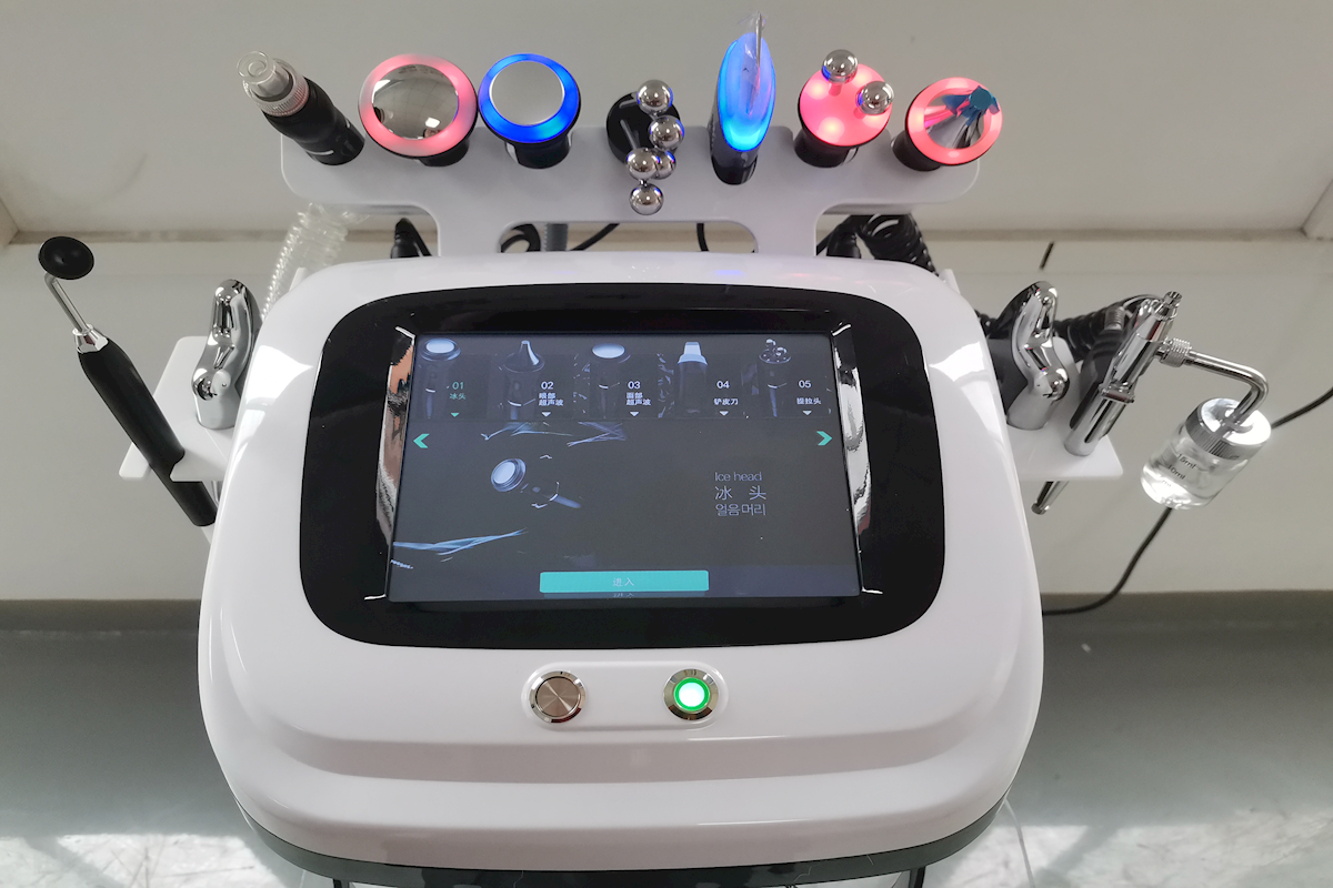 11 In 1 Hydro Facial Skin Aqua Peel Cleansing/Glow With The Skin Analyzer Device